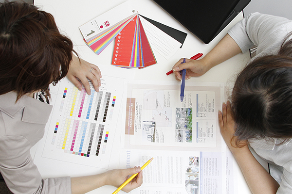 デザイン打ち合わせ風景